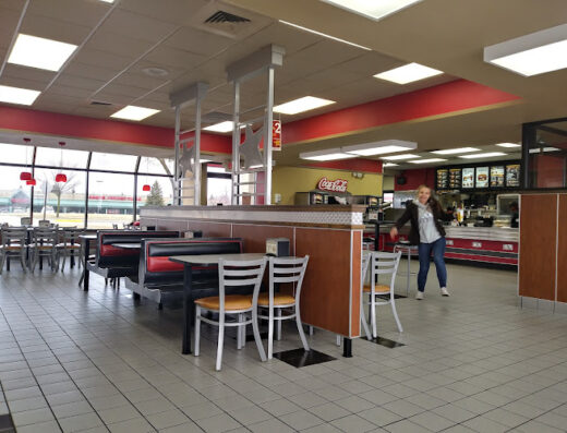 Come visit  and enjoy amazing food at Hardee's