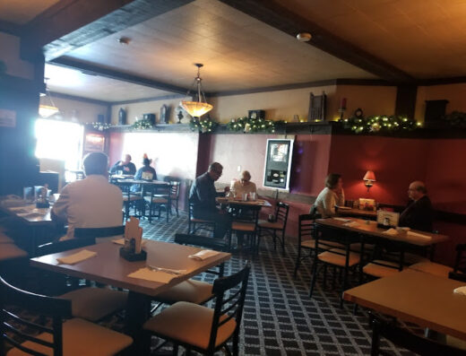 Come visit  and enjoy amazing food at Lisa's Pizzeria