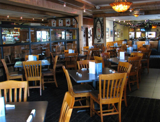 Come visit  and enjoy amazing food at Final Approach
