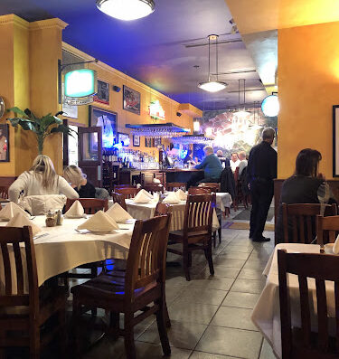 Come visit  and enjoy amazing food at Calderone Club - Downtown Milwaukee