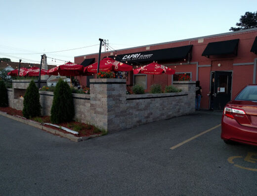Come visit  and enjoy amazing food at Capri di Nuovo
