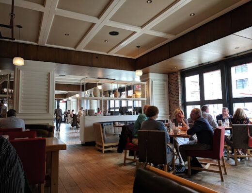 Come visit  and enjoy amazing food at Tre Rivali