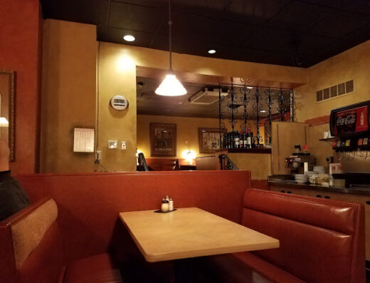Come visit  and enjoy amazing food at Mama Mia's