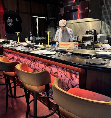 Come visit  and enjoy amazing food at 1033 Omakase お任せ