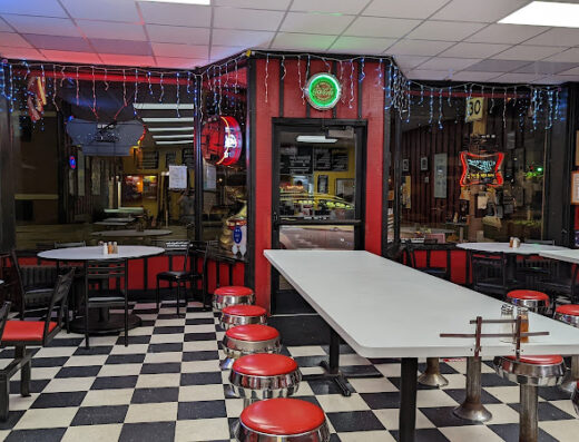 Come visit  and enjoy amazing food at Real Chili | E Wells St at Cathedral Square