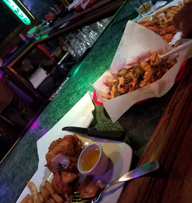 Come visit  and enjoy amazing food at Court MVP
