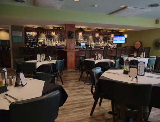 Come visit  and enjoy amazing food at Sandra's on the Park