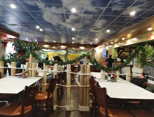 Come visit  and enjoy amazing food at The King Crab Shack | Southpoint