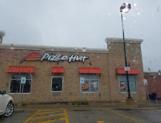 Come visit  and enjoy amazing food at Pizza Hut