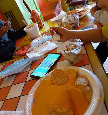 Come visit  and enjoy amazing food at Myra's Jugos y futas