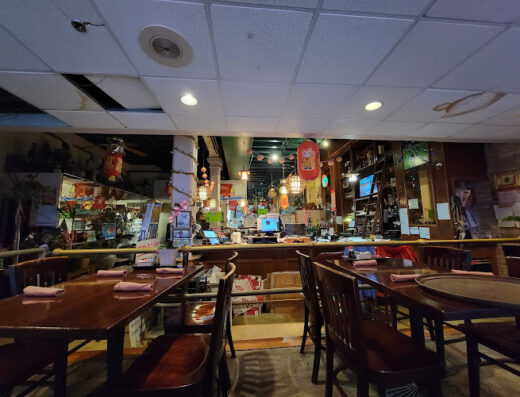 Come visit  and enjoy amazing food at 中餐 China Gourmet