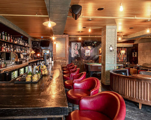 Come visit  and enjoy amazing food at Moct Sample Bar 1