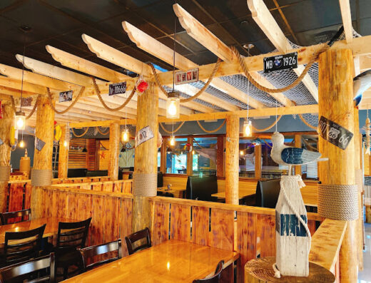 Come visit  and enjoy amazing food at Laughing Crab - Cajun Seafood