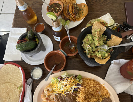 Come visit  and enjoy amazing food at Birrieria El Torito